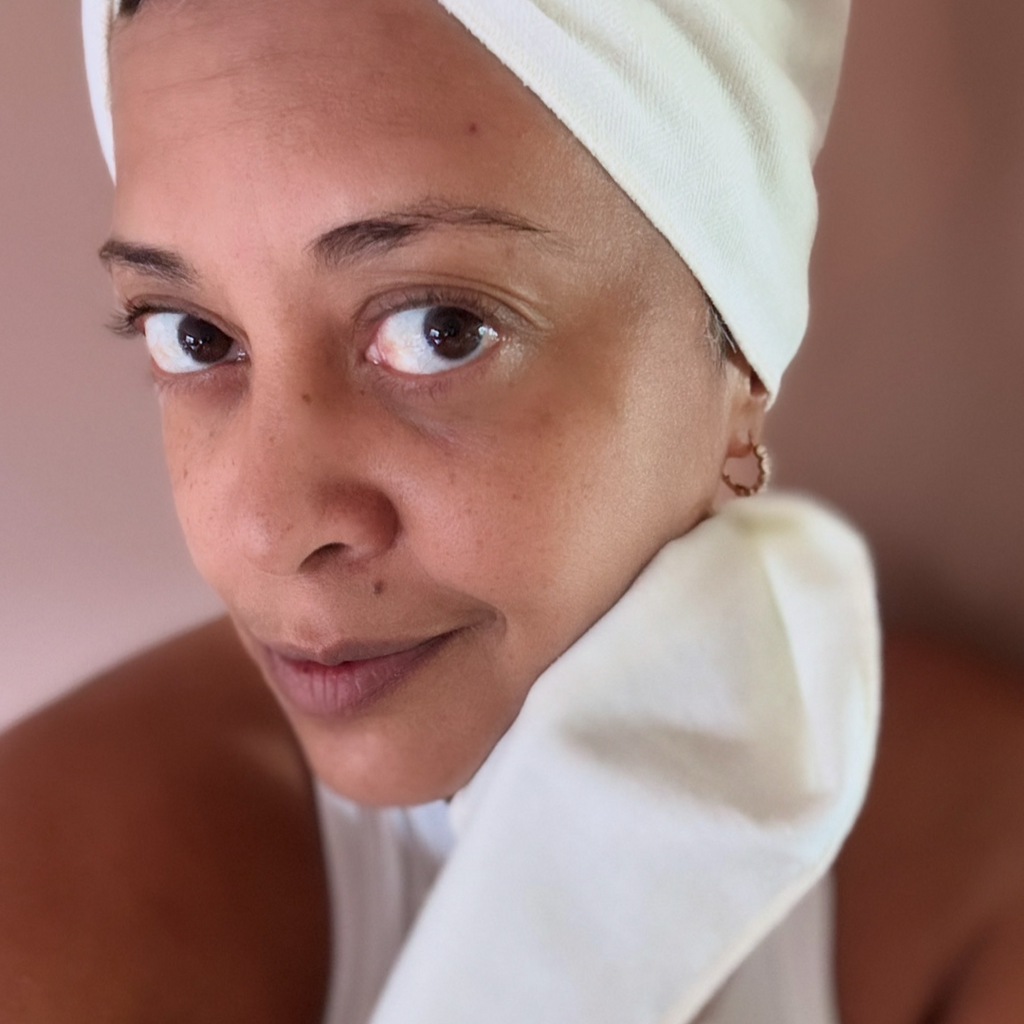 100% RAW Silk Magic Exfoliating Face Towel quick drying face/hair towel that retains face and hairs moisture and shine USA Female Black Owned Company