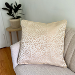 Leopard Leslie - Throw Pillow Cover