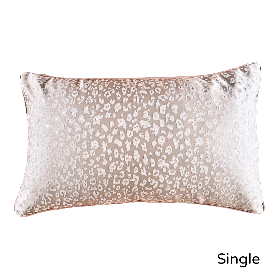 Leopard Liz - Lumbar Pillow Cover